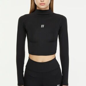 Women's Black Long Sleeve Crop Top + Biker Short